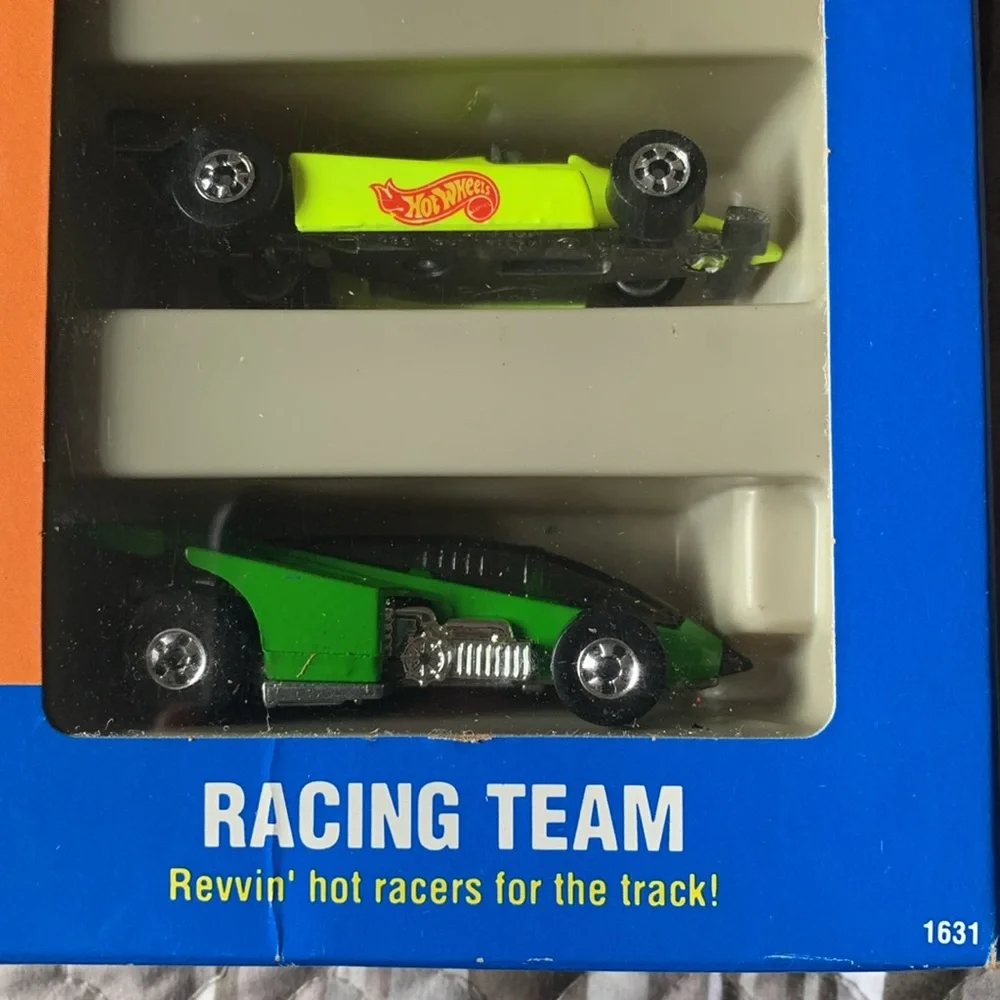 Mattel Hot Wheels Racing Team Die Cast Cars Vintage Collectible Gift Pack 🆕
